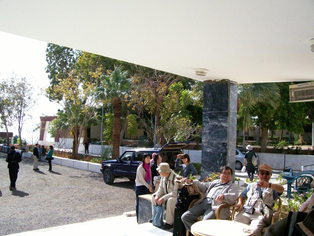 Nefertari Hotel Abu Simble Abou Simbel Extérieur photo